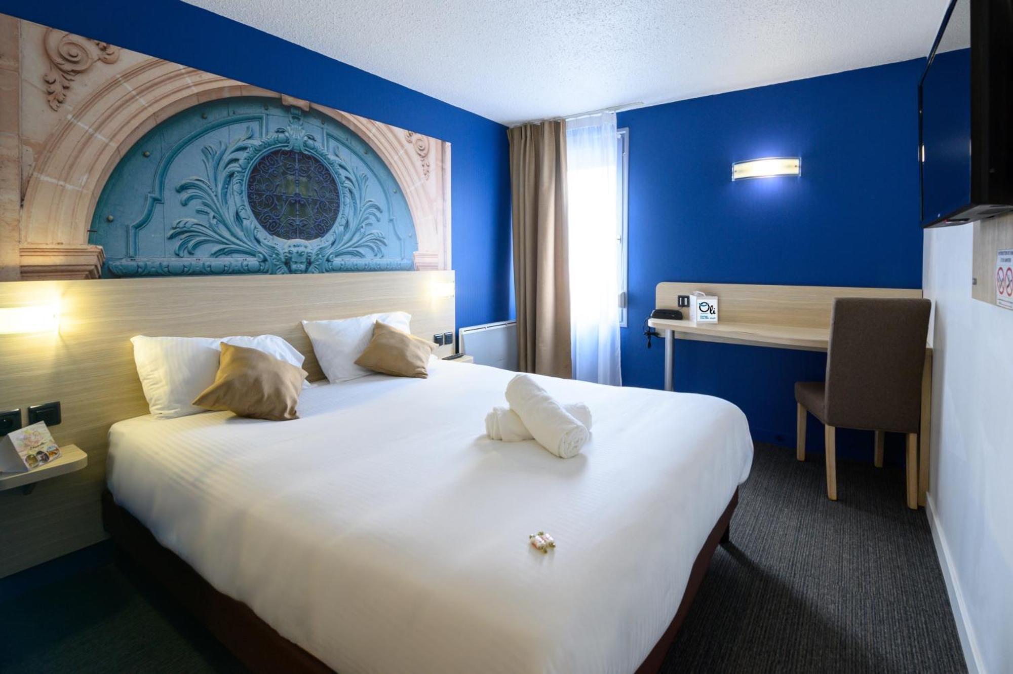 Brit Hotel Confort Cambrai Eksteriør billede