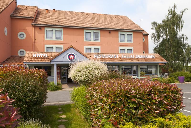 Brit Hotel Confort Cambrai Eksteriør billede